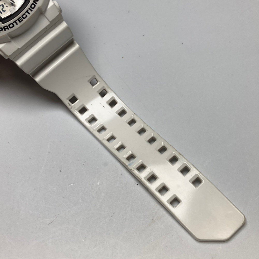 Casio Gshock GA-400, white black stormtrooper, new battery, light works - Picture 8 of 16